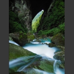 穿洞峡