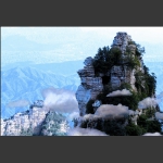 山峰入云巅