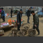 自编自卖