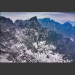 山雪之间