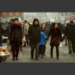 寒东集市的人们