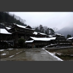 农 居