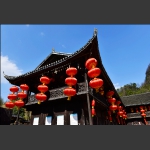 大红灯笼高高挂