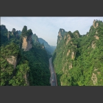 峡路 争峰（三）