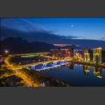 灯火月夜
