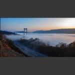 雾漫鸭坪大桥