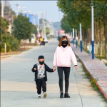 母子抗疫