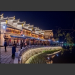仿古城夜色