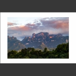 夕阳西下，天门山