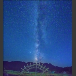 石堰坪的水车伴星云