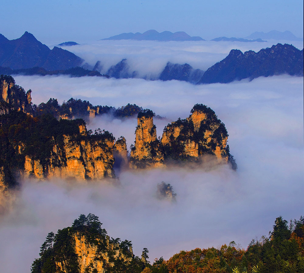云涛拍异峰