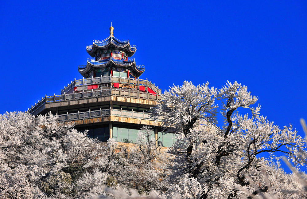 天门山雪