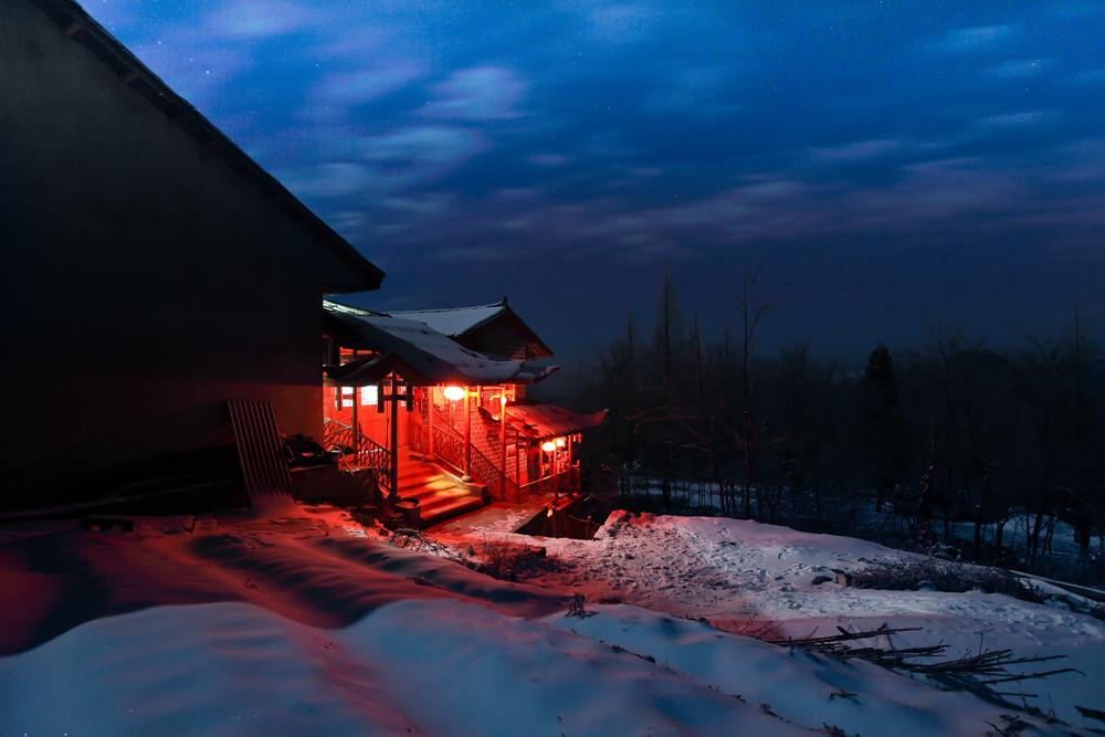 天子山雪夜