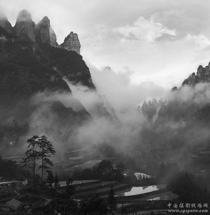 张家界插旗欲风光