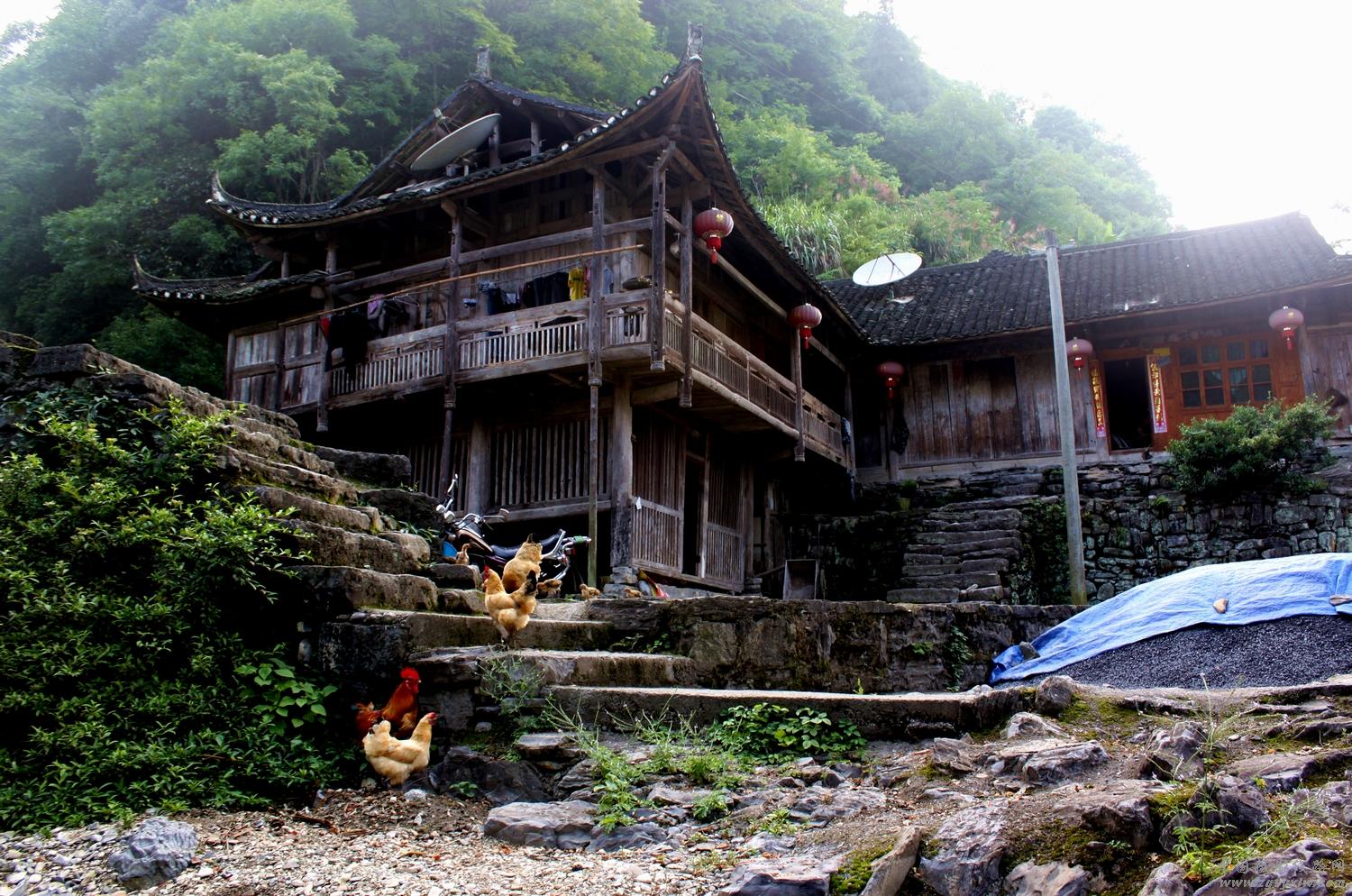土家吊脚楼