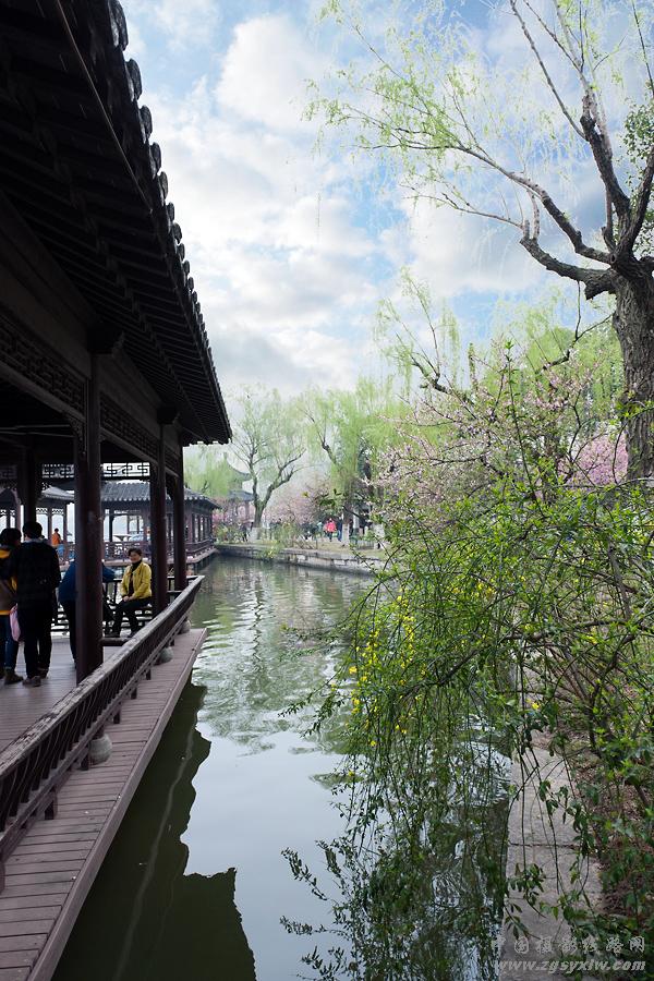 莫愁湖边