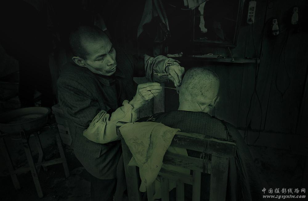 採耳