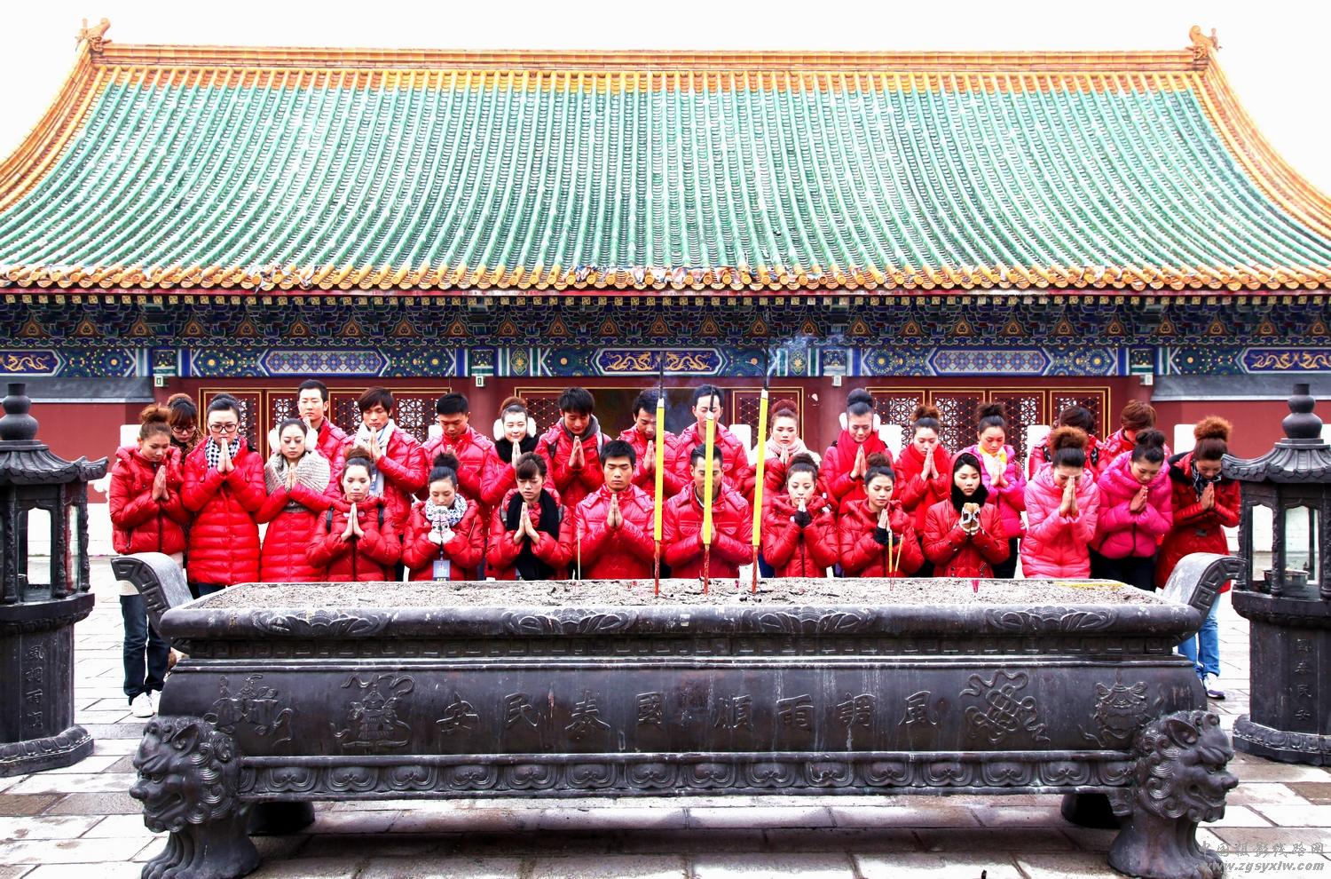 为雅安同胞祈福.3