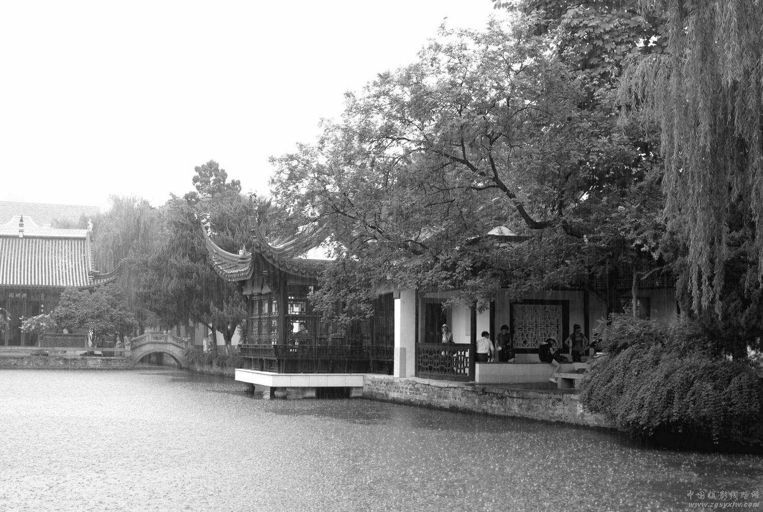 雨中风景