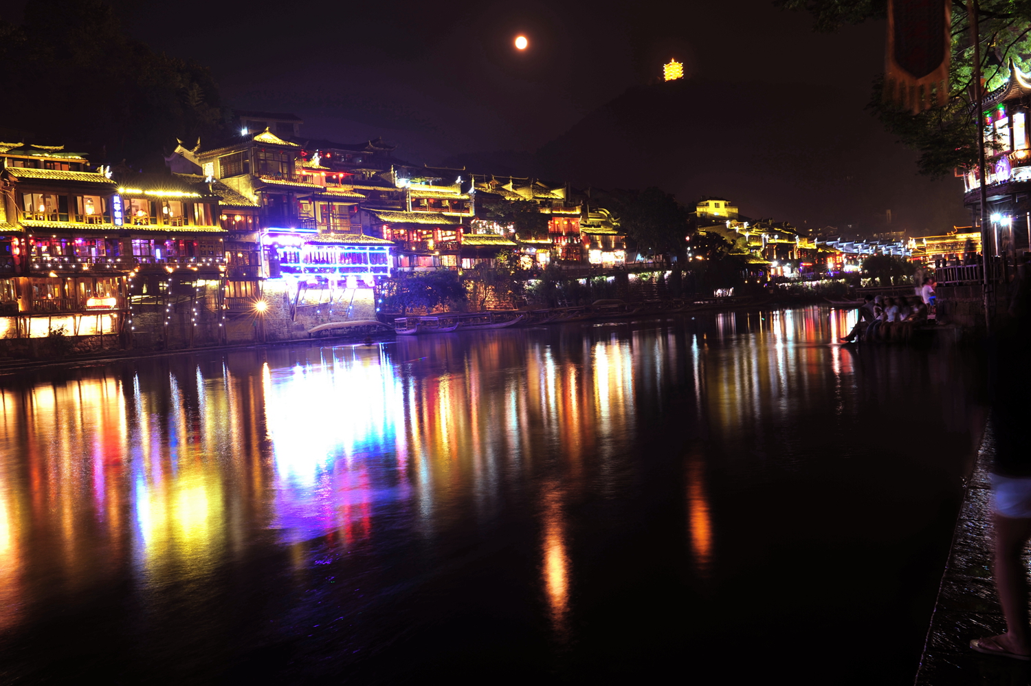 沱江之夜