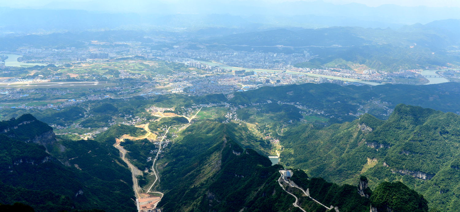 遥看庸城