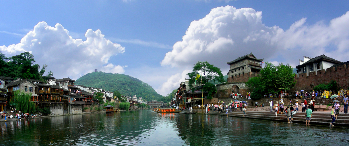 凤凰古城