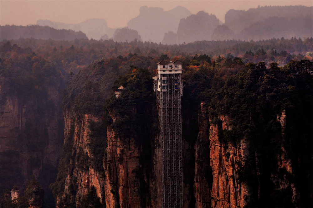 百龙晨景