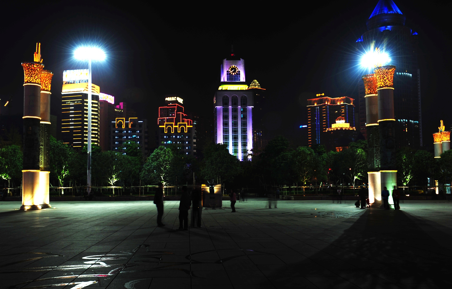 夜色广场2