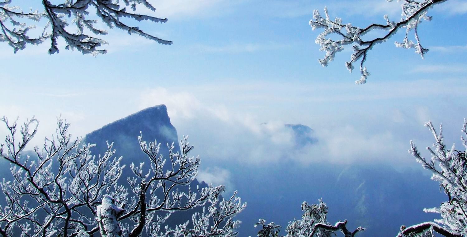 天门山雪景-8
