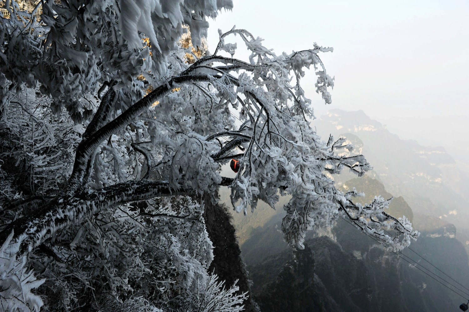 天门山雪景2