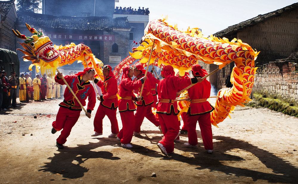 龙腾虎跃迎新年