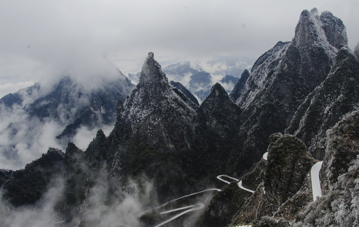 天门山.雪