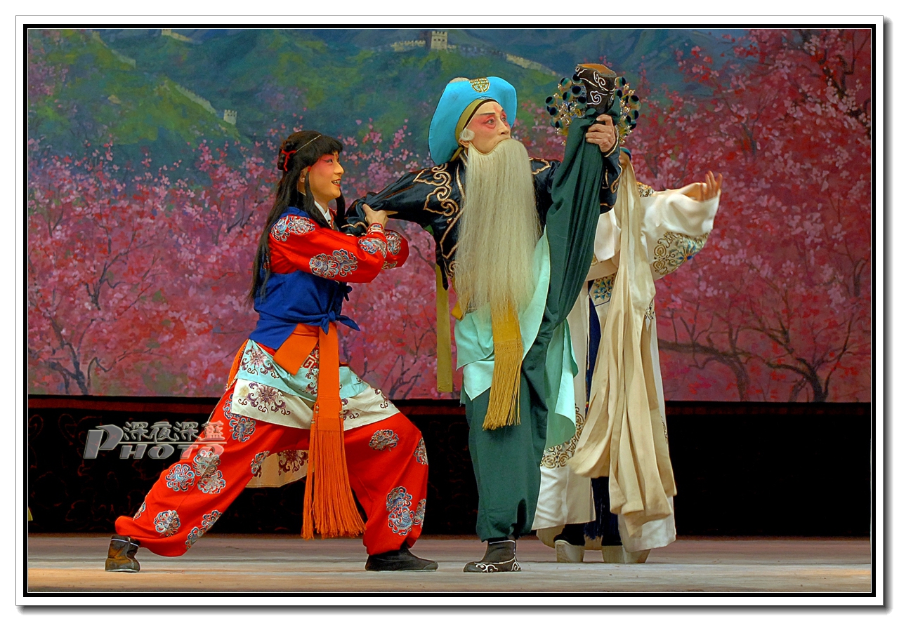 京剧《八蜡庙》中的“走边”一折