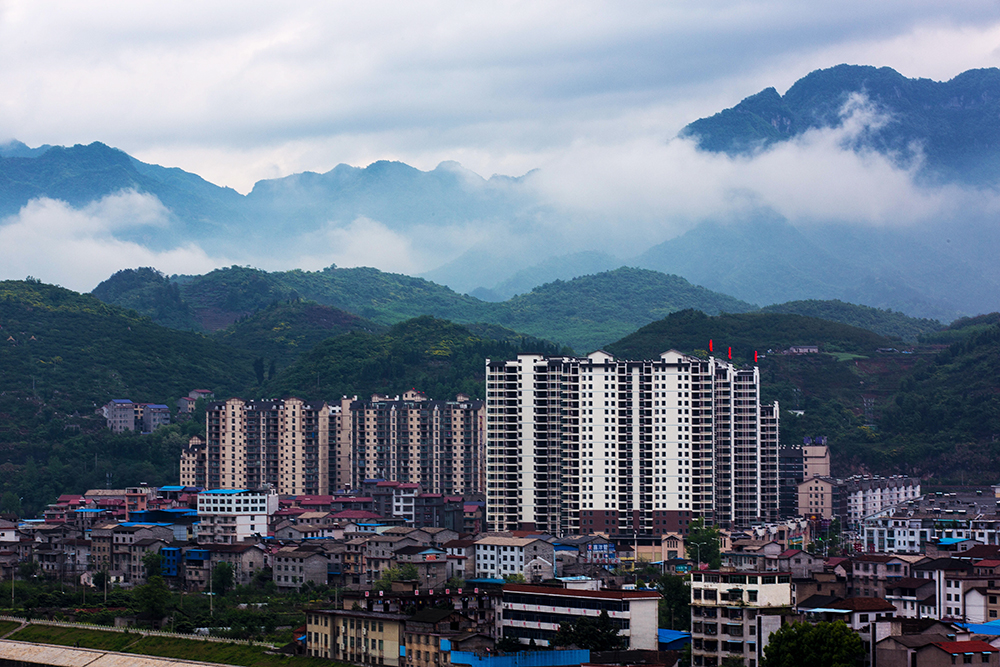 建设中的官黎坪