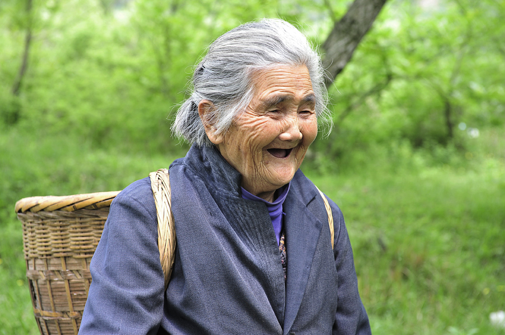 八十老妪