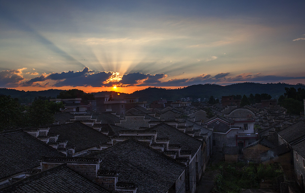 夕照古村