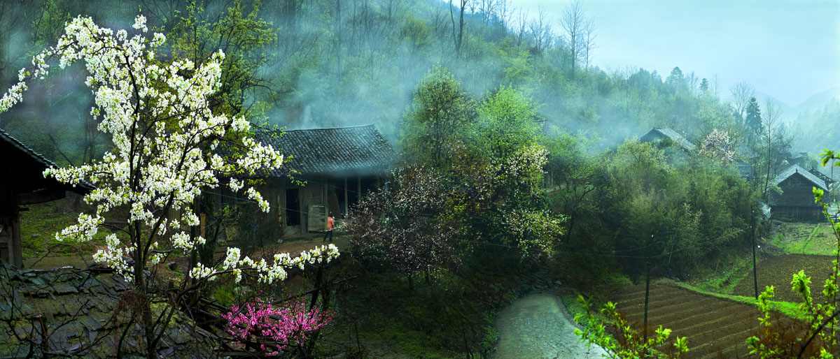 春雨沐山村