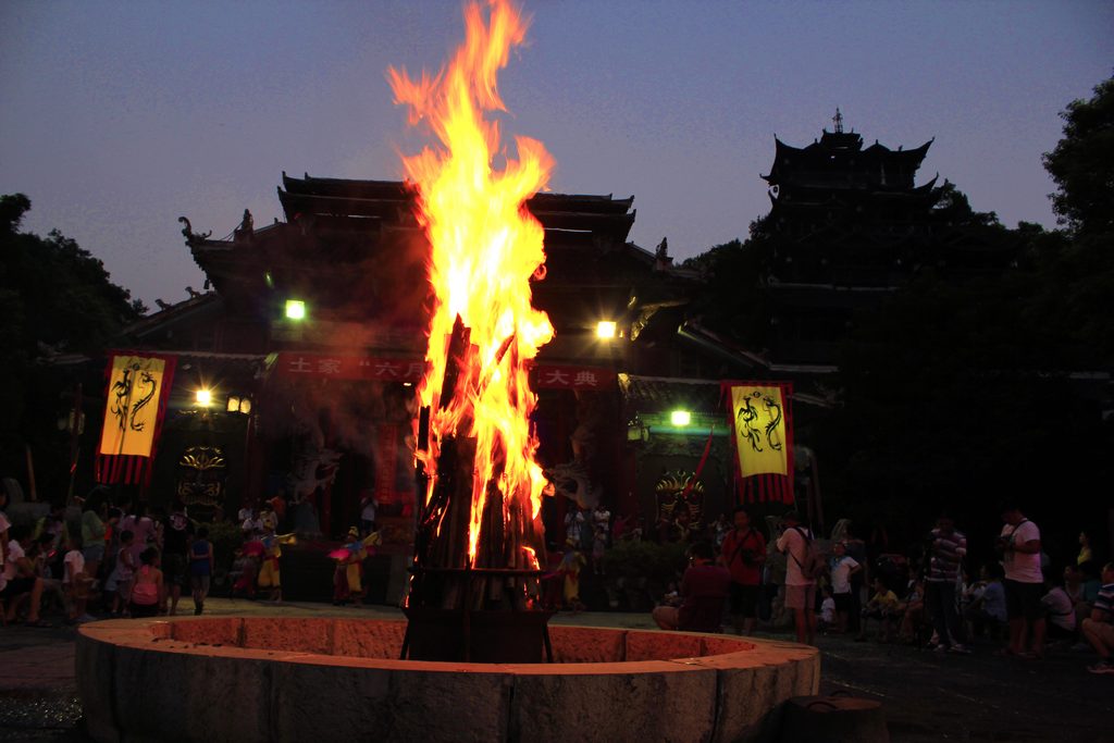 《六月》祭祀