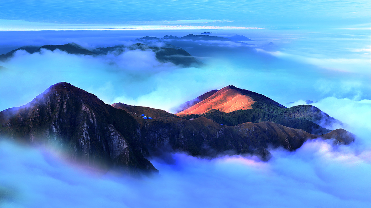 高山之巅