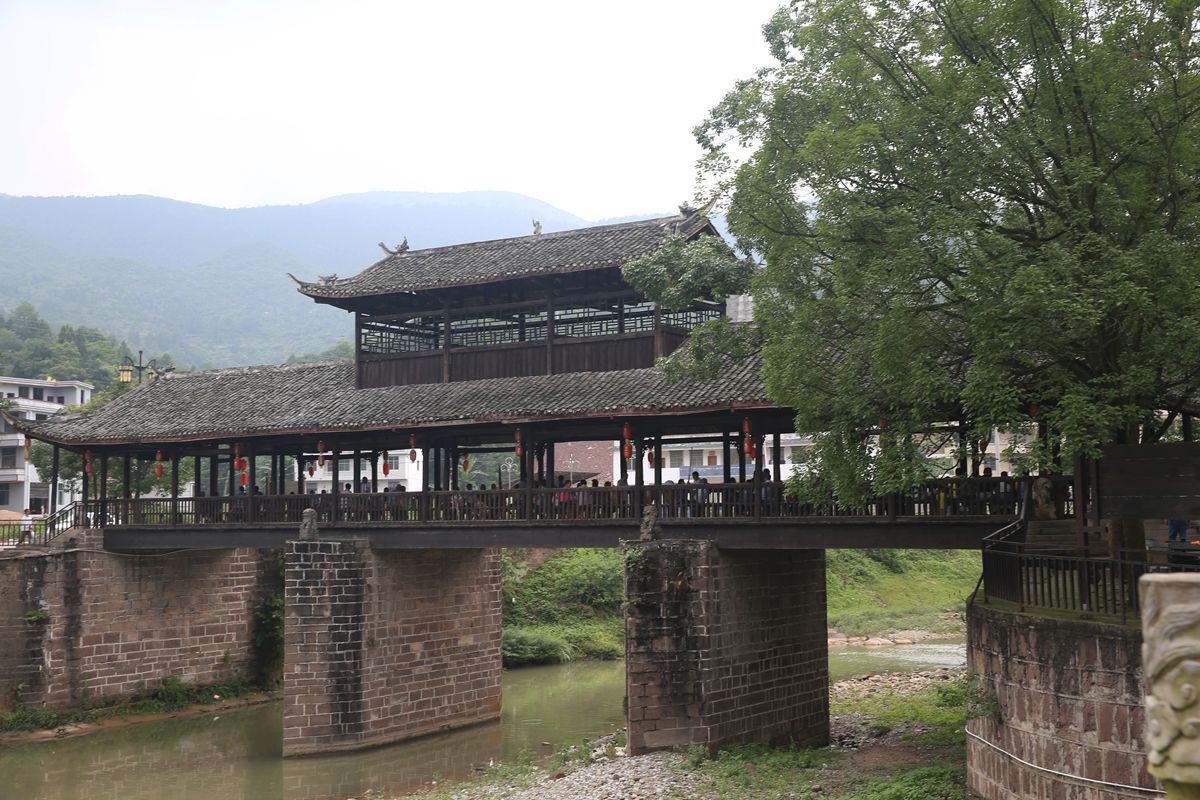 贺龙桥
