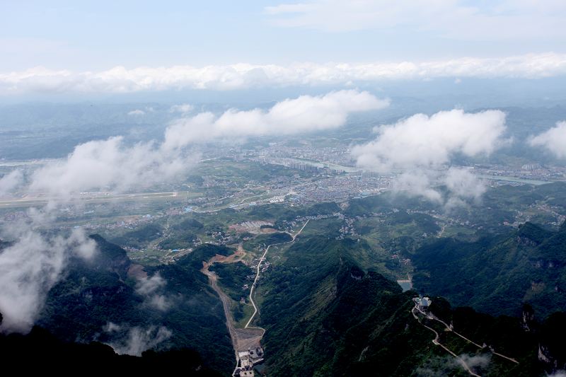 天门山顶观市城