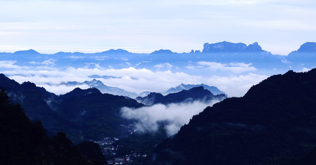 天门山下