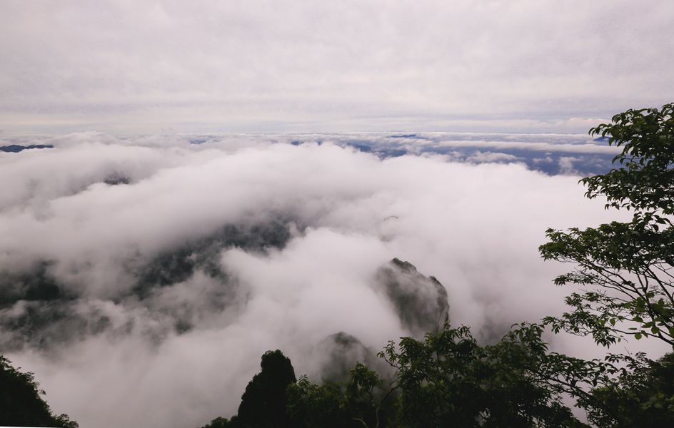 云聚天门山