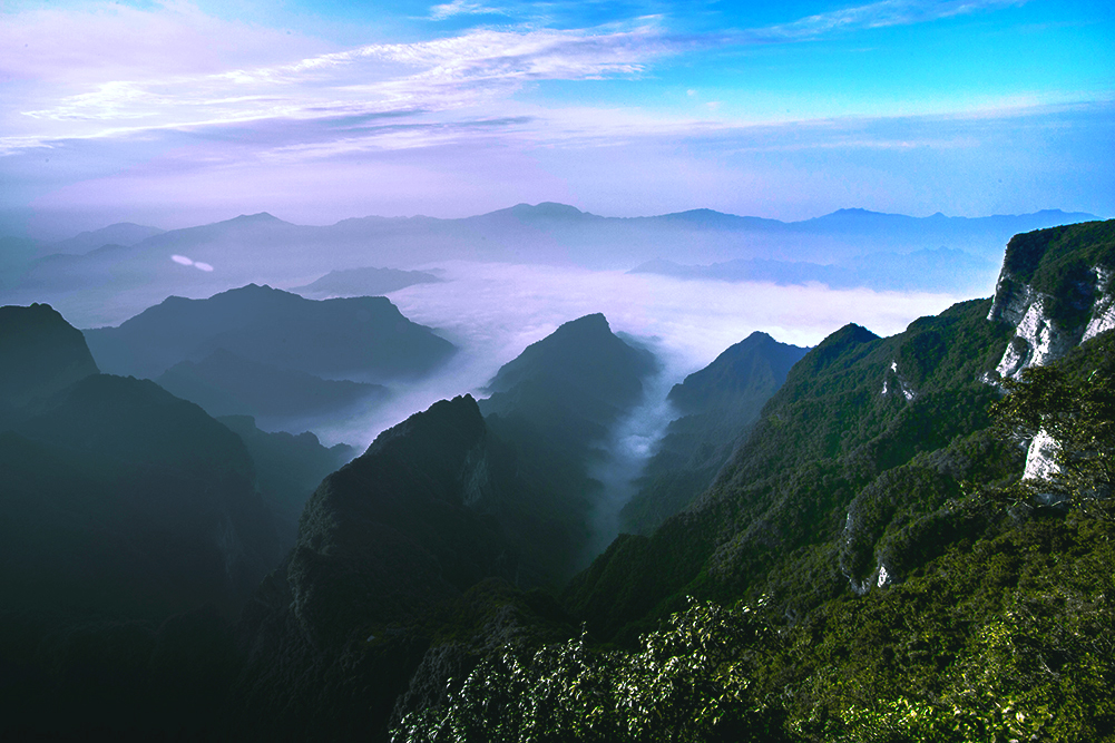 山峦起伏