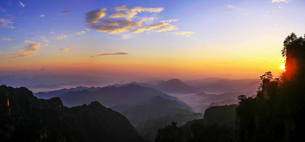 天子山日出