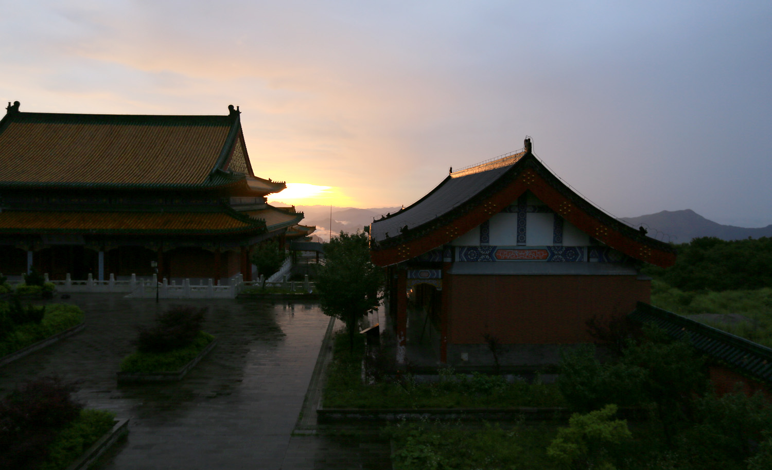 晨光