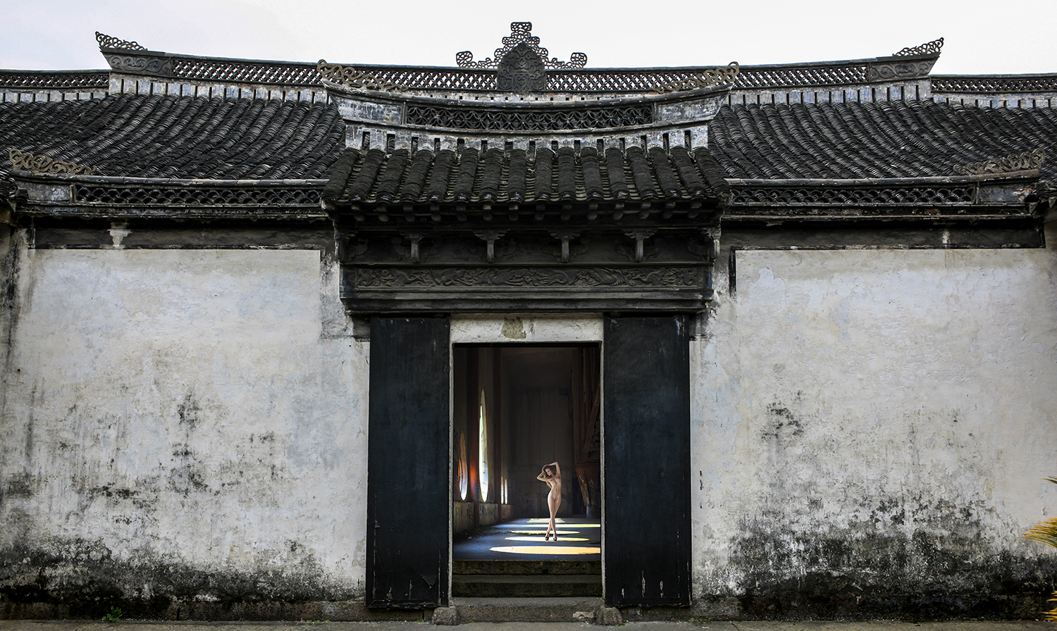 《老宅深处》
