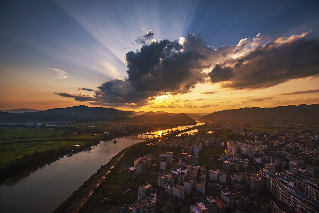 夕照小城