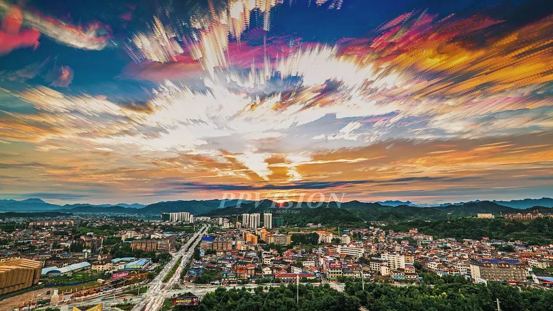 霞光异彩