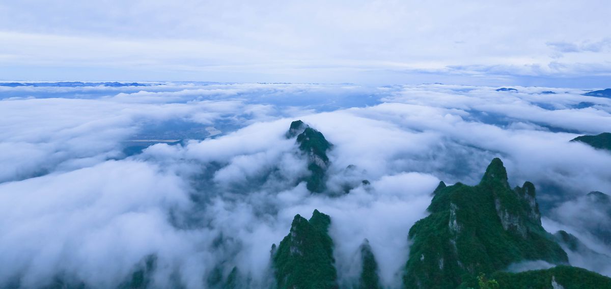 天门山云海